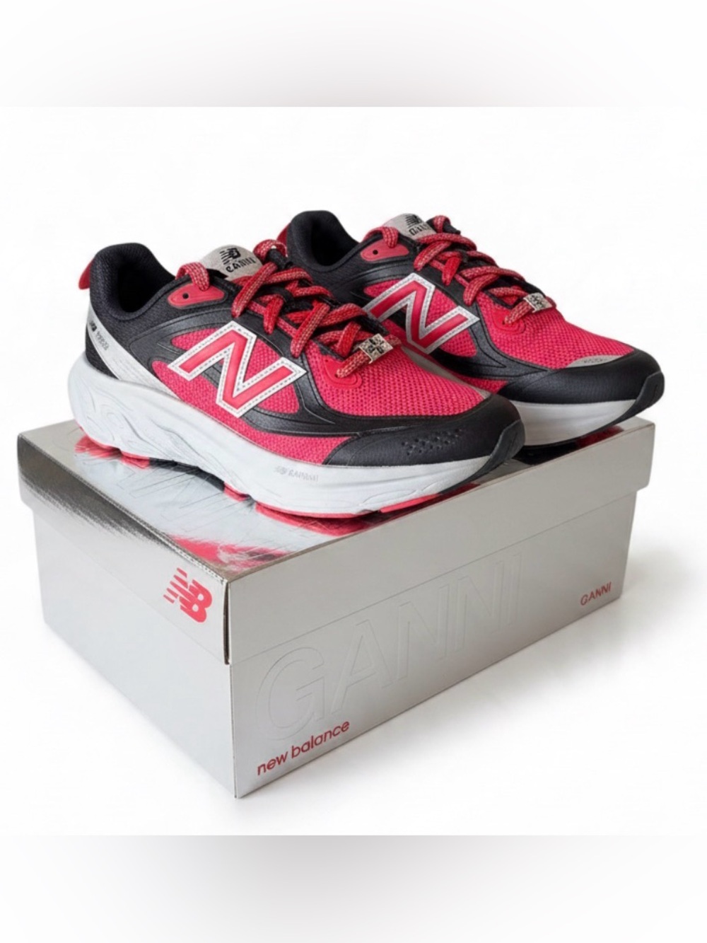 NEW BALANCE FRESH FOAM TRAINER GANNI METALLIC RED BLACK Men’s 10